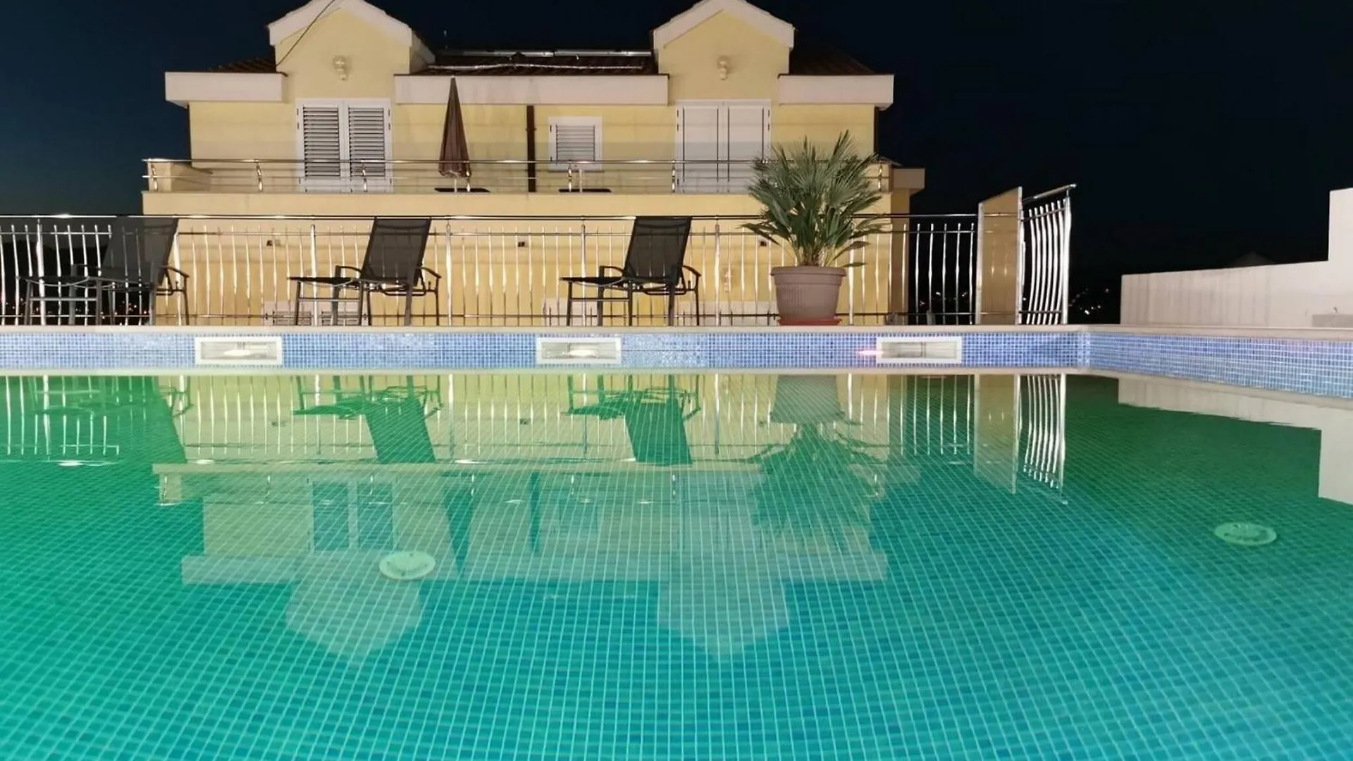 Apartments Villa Moonlight Trogir