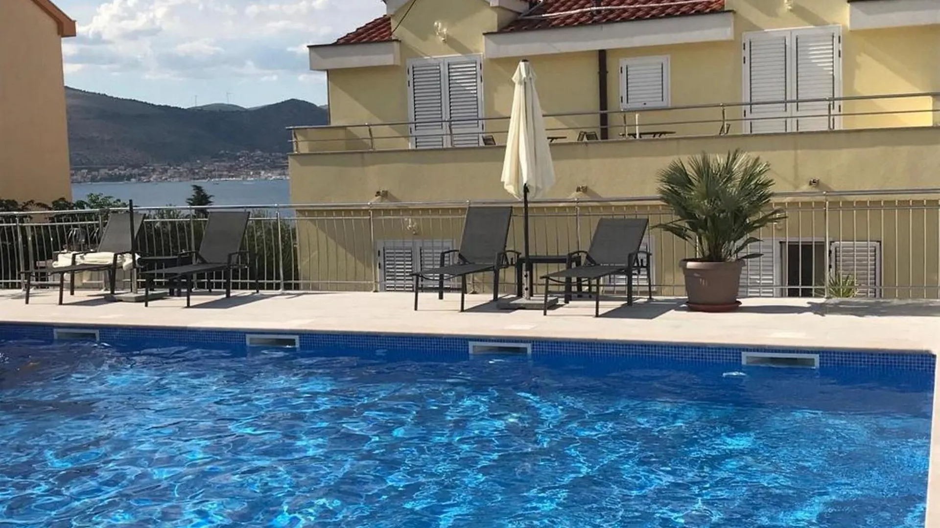 Apartments Villa Moonlight Trogir
